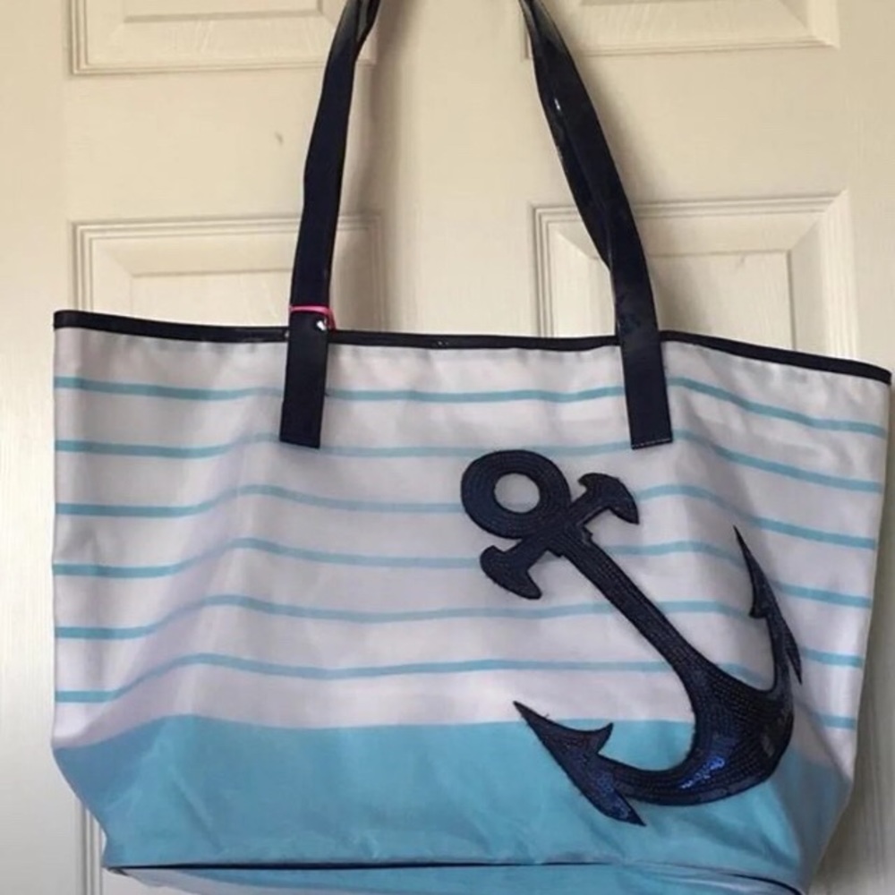 Anchor Beach Tote